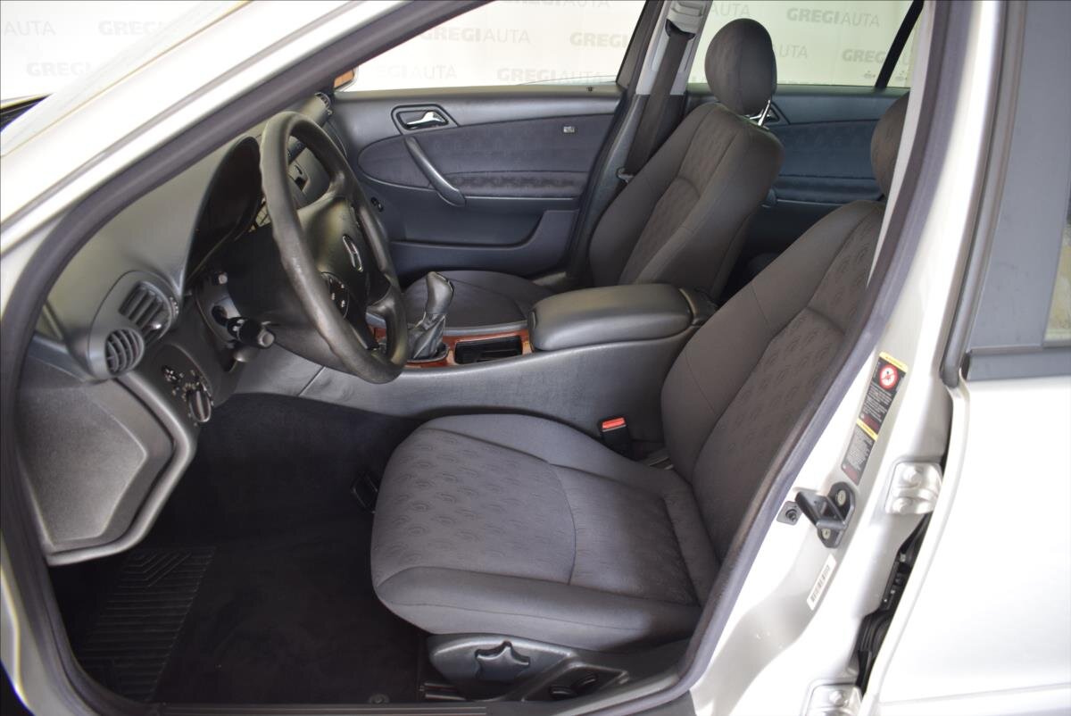 Mercedes-Benz Třídy C Kombi 1,8 l 105 kw