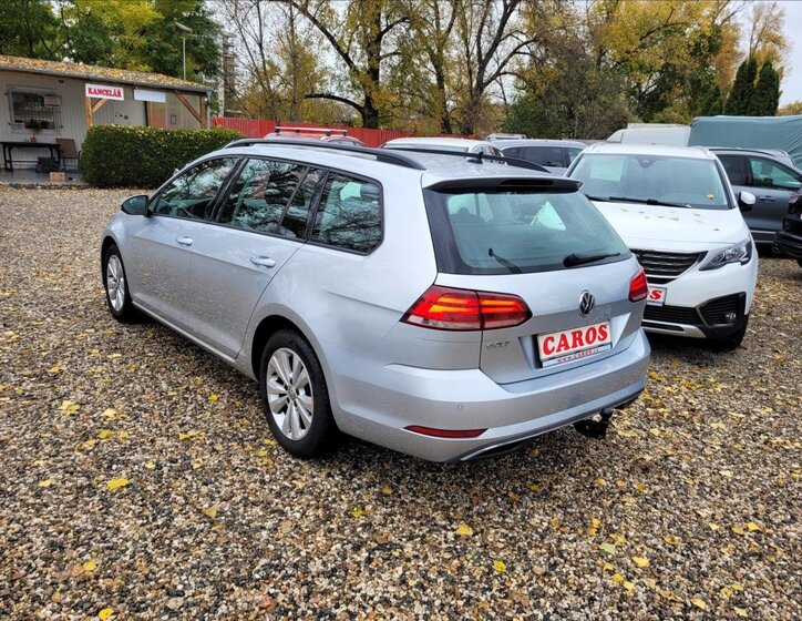 Volkswagen Golf Kombi 999,0 85 kw