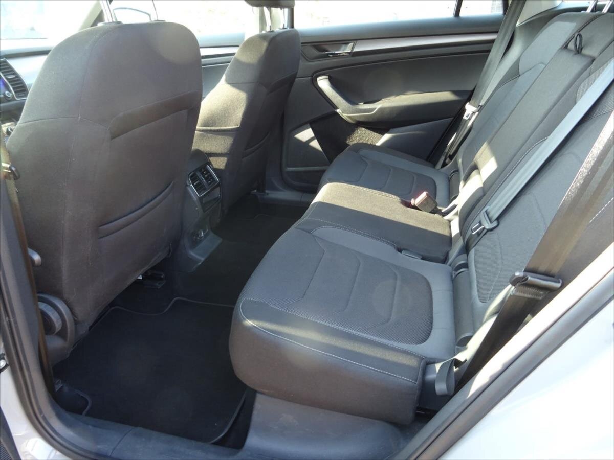 Škoda Kodiaq SUV / Terénní 1,5 l 110 kw