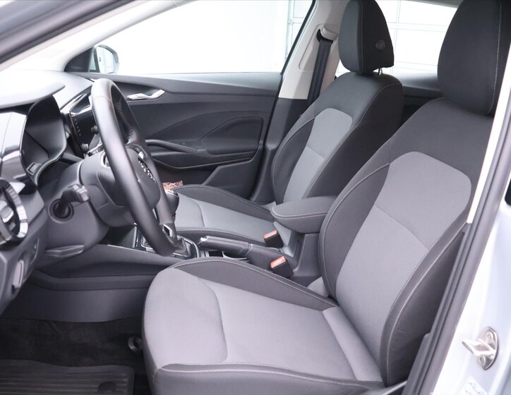 Škoda Fabia Hatchback 999,0 70 kw