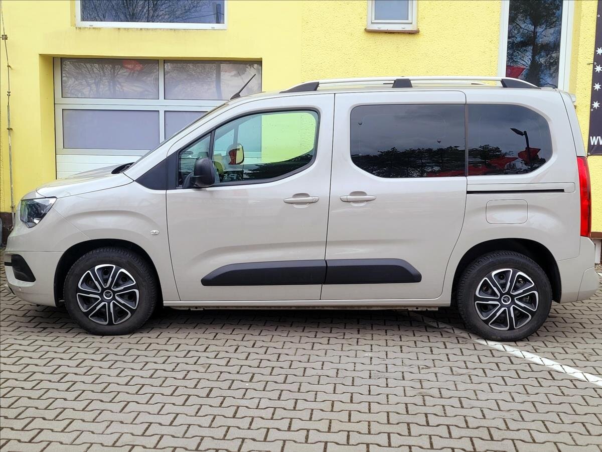 Opel Combo MPV 1,2 l 81 kw