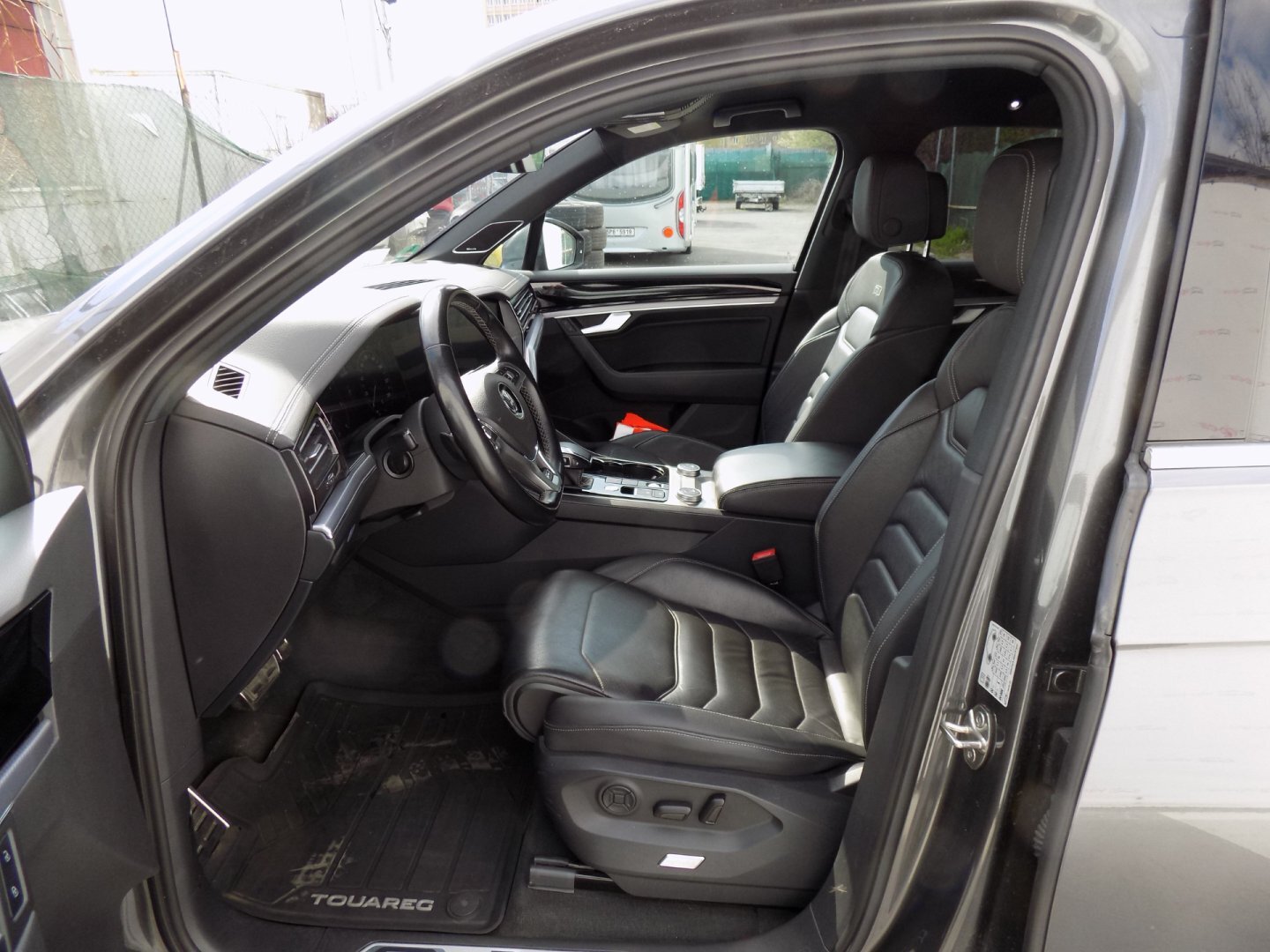 Volkswagen Touareg SUV / Terénní 3,0 l 210 kw