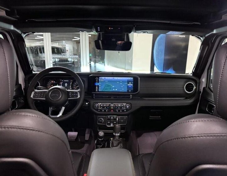 Jeep Wrangler Ostatní 2,0 l 200 kw