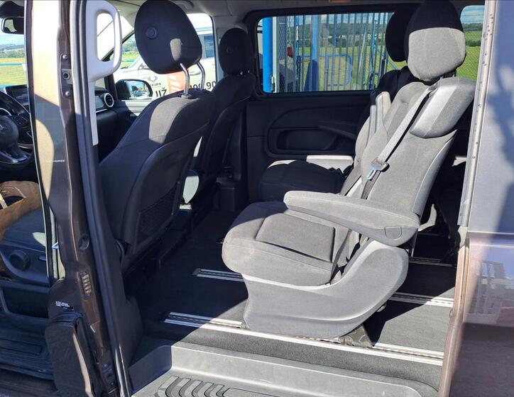 Mercedes-Benz Třídy V 15