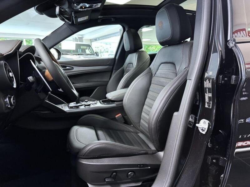 Alfa Romeo Stelvio SUV / Terénní 2,0 l 206 kw