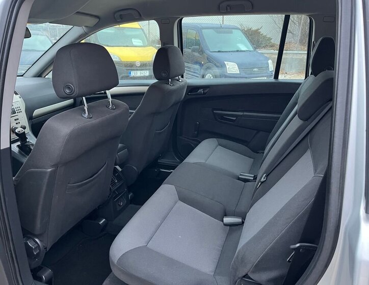 Opel Zafira MPV 1,9 l 88 kw