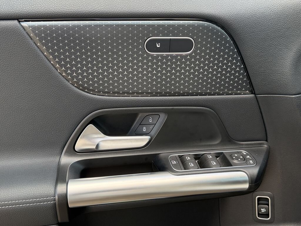 Mercedes-Benz GLA SUV / Terénní 2,0 l 85 kw