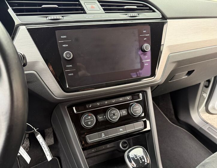 Volkswagen Touran 14