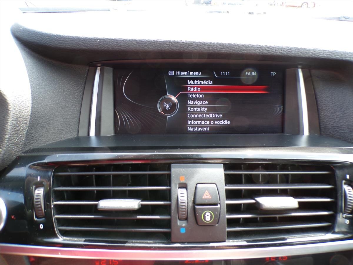 BMW X4 Sedan 3,0 l 190 kw