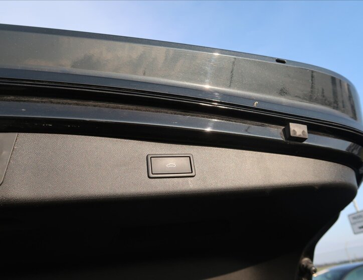 Cupra Leon Kombi 2,0 l 180 kw