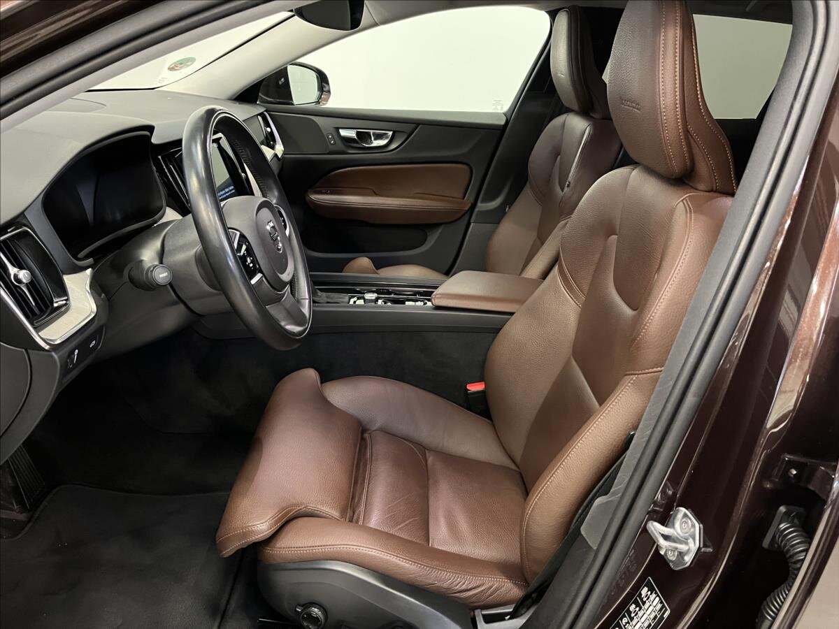 Volvo V60 Kombi 2,0 l 184 kw