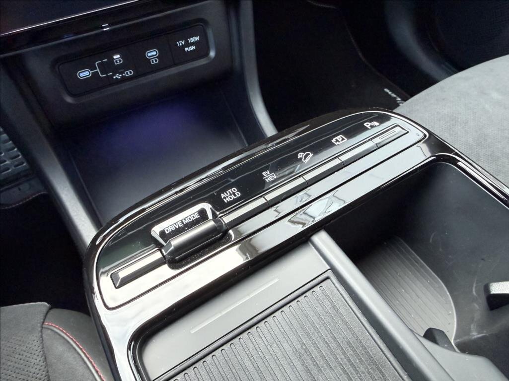 Hyundai Tucson SUV / Terénní 1,6 l 185 kw