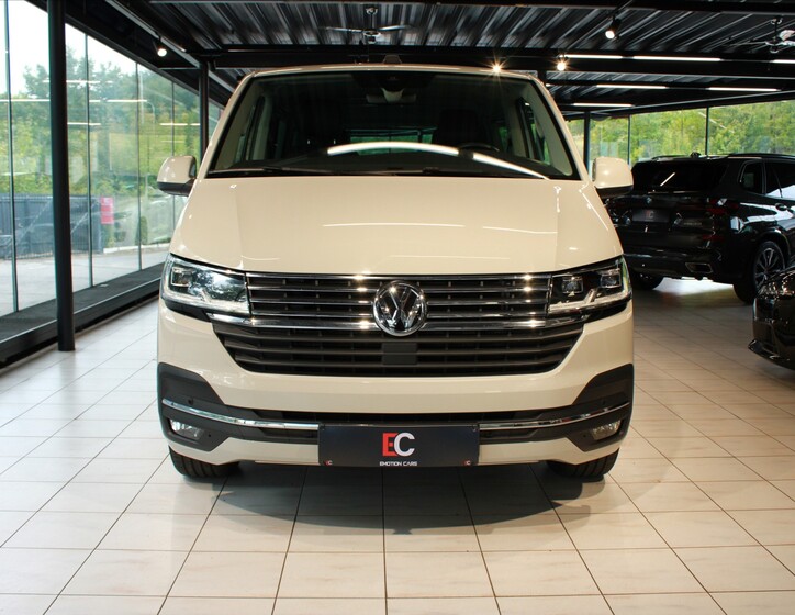 Volkswagen Multivan 2