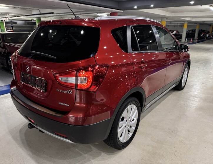 Suzuki SX4 S-Cross 7