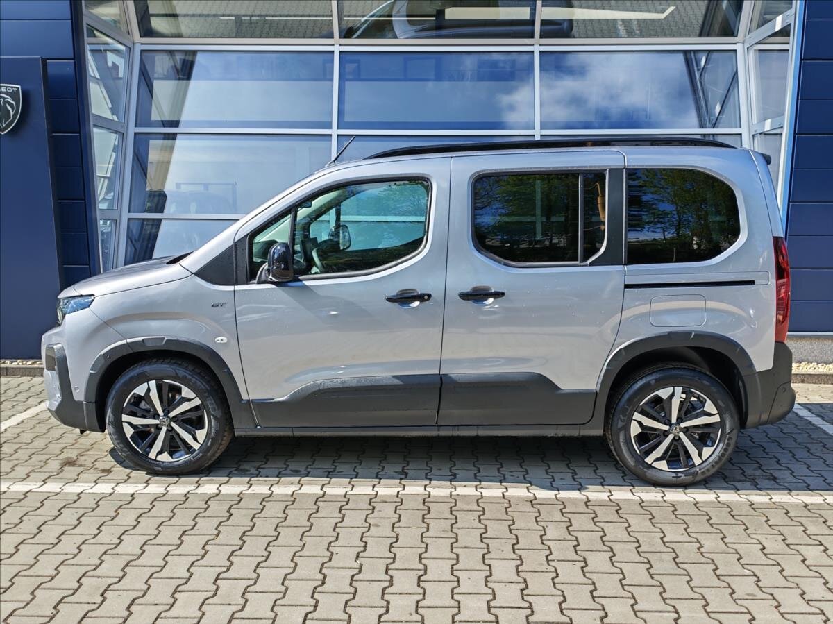 Peugeot Rifter MPV 1,5 l 96 kw
