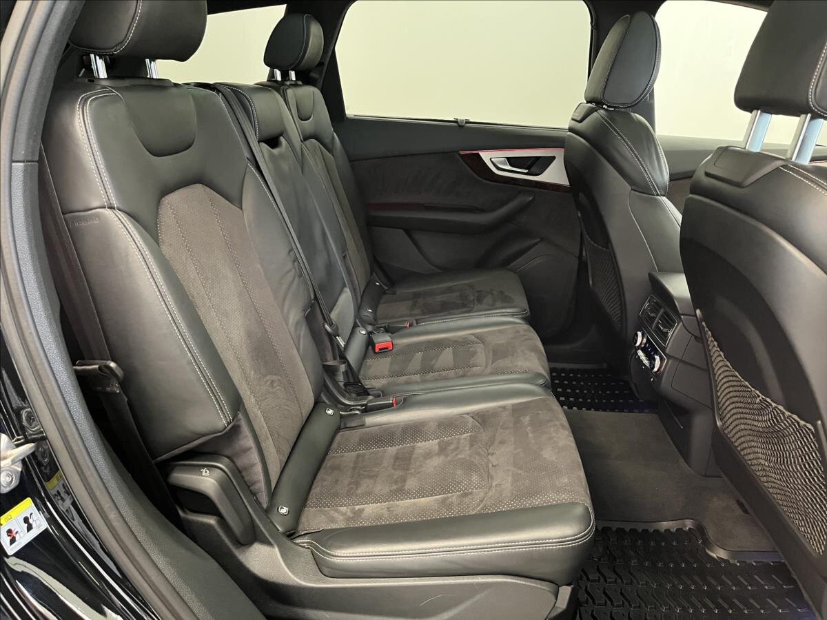 Audi SQ7 SUV / Terénní 4,0 l 320 kw