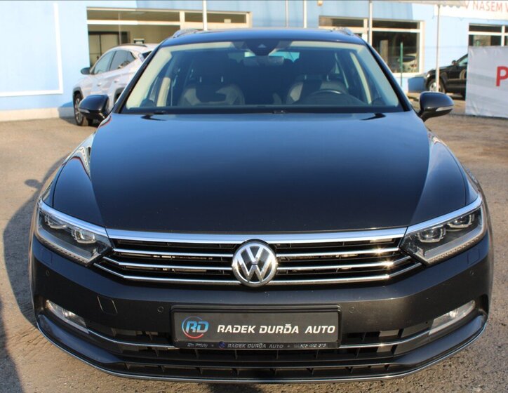Volkswagen Passat Kombi 2,0 l 140 kw