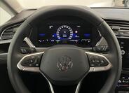 Volkswagen Touran 13