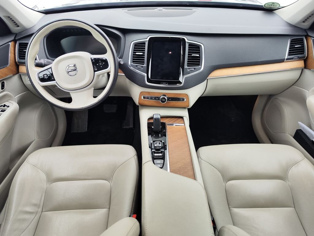 Volvo XC90 SUV 2,0 l 173 kw