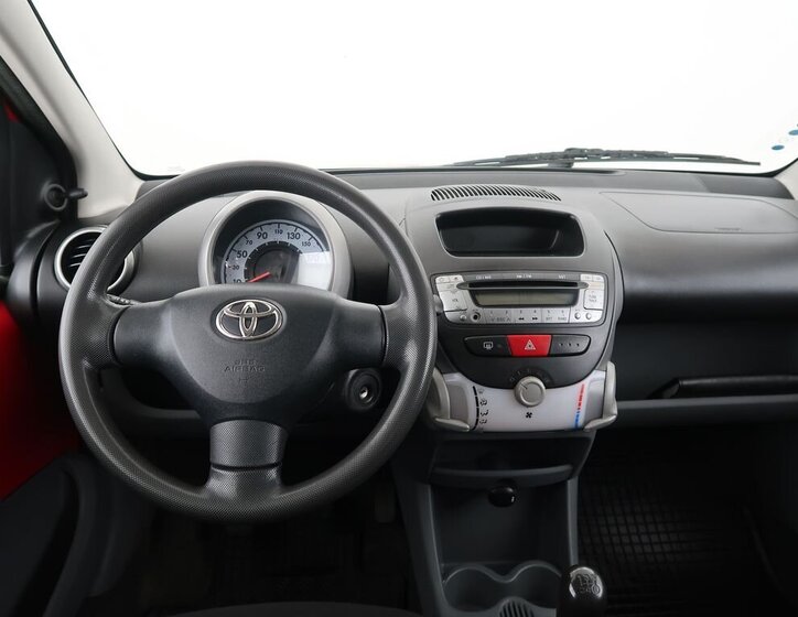 Toyota Aygo Hatchback 998,0 50 kw
