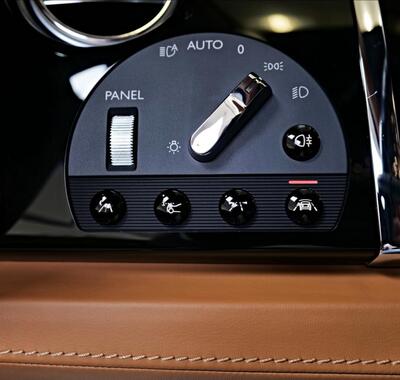 Rolls-Royce Wraith 29