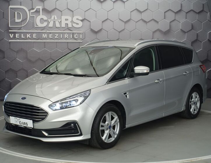 Ford S-MAX 1