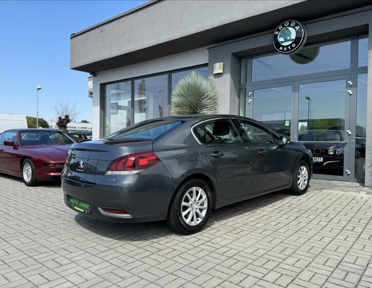 Peugeot 508 Sedan 2,0 l 120 kw