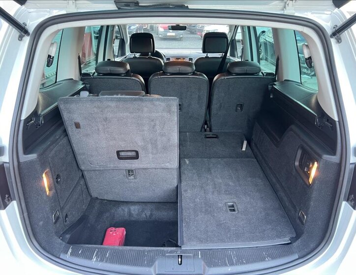 Volkswagen Sharan 17