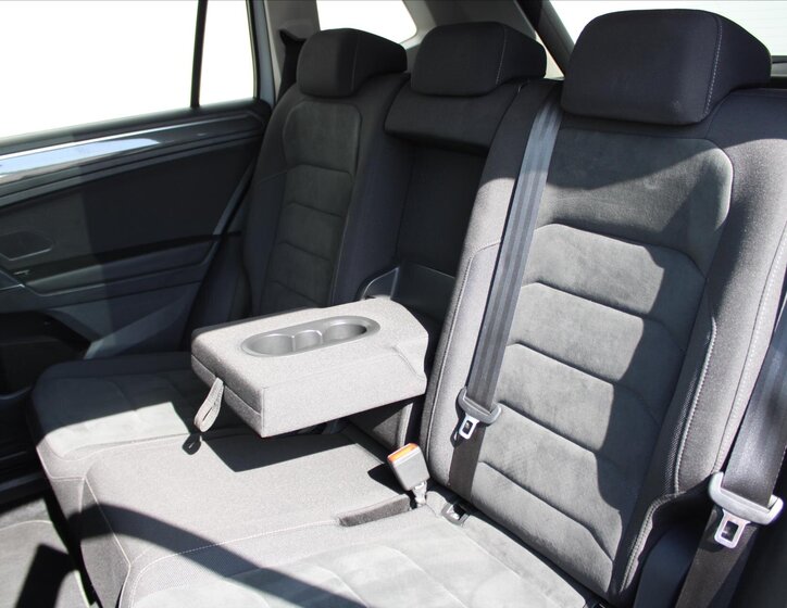 Volkswagen Tiguan 11