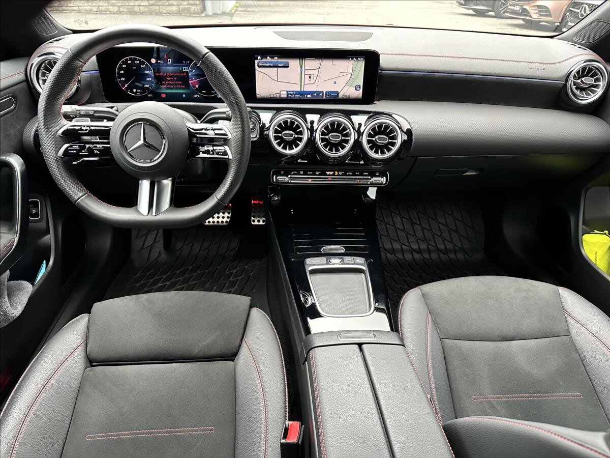 Mercedes-Benz CLA Kombi 1,3 l 120 kw