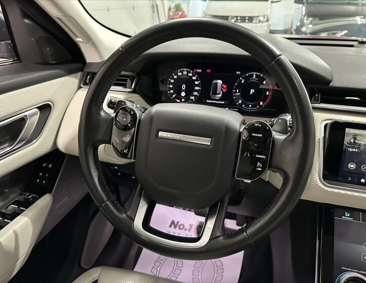Land Rover Range Rover Velar 19