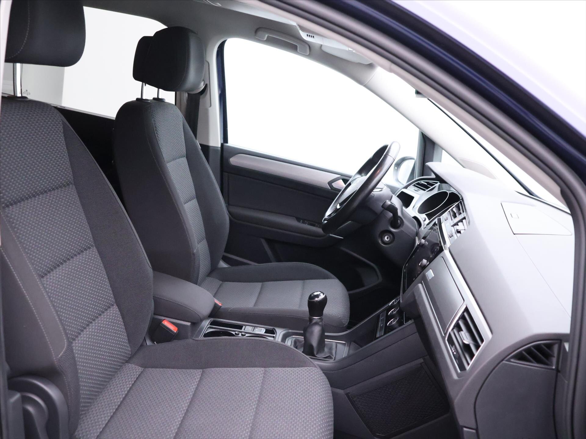 Volkswagen Touran MPV 1,6 l 85 kw