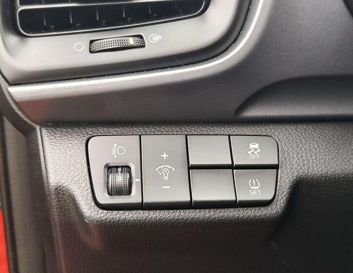 KIA Stonic Hatchback 1,2 l 62 kw