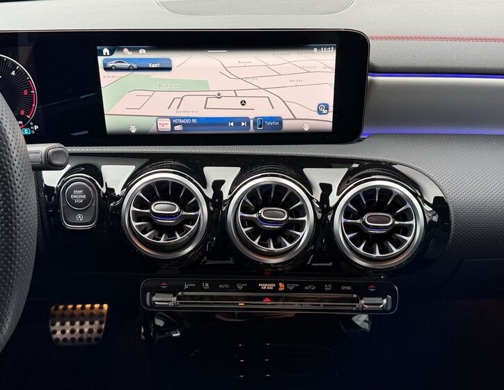 Mercedes-Benz CLA Sedan / Limuzína 2,0 l 110 kw