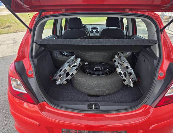 Opel Corsa Hatchback 1,2 l 59 kw