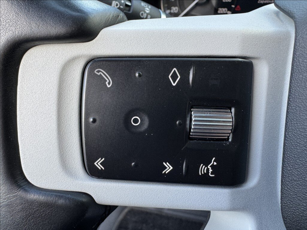 Land Rover Defender SUV / Terénní 3,0 l 221 kw