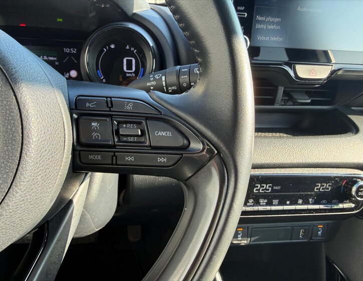 Toyota Yaris Hatchback 1,5 l 68 kw