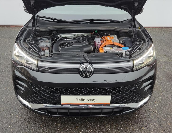 Volkswagen Tiguan SUV / Terénní 1,5 l 130 kw