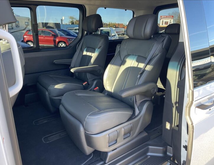 Hyundai Staria 27