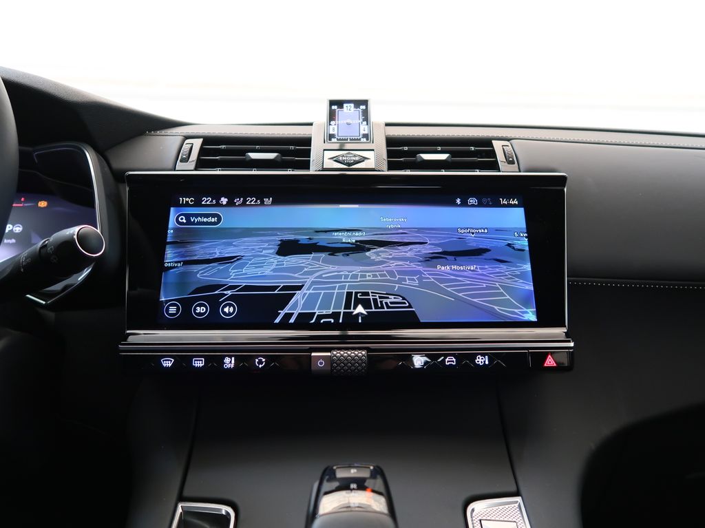 DS Automobiles DS7 Crossback