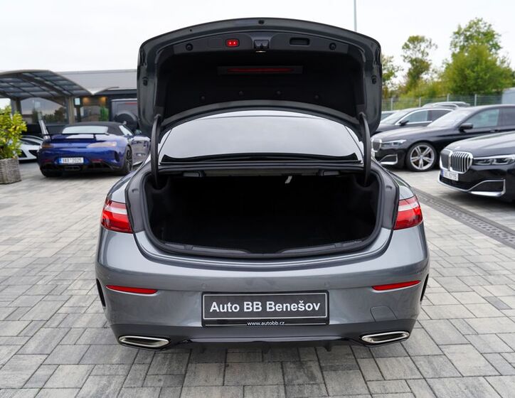 Mercedes-Benz Třídy E 11