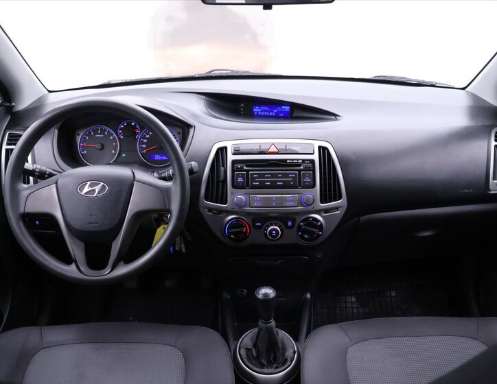 Hyundai i20 22