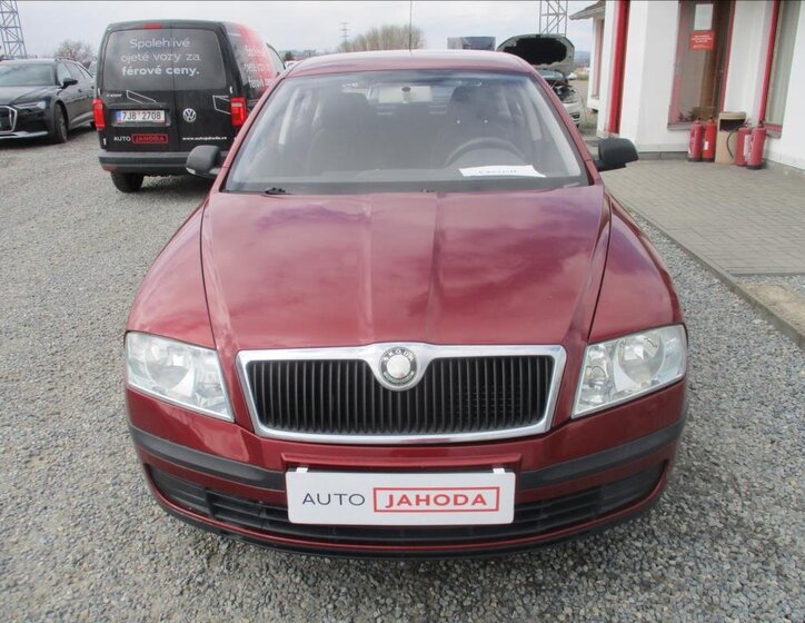Škoda Octavia Sedan / Limuzína 1,6 l 75 kw