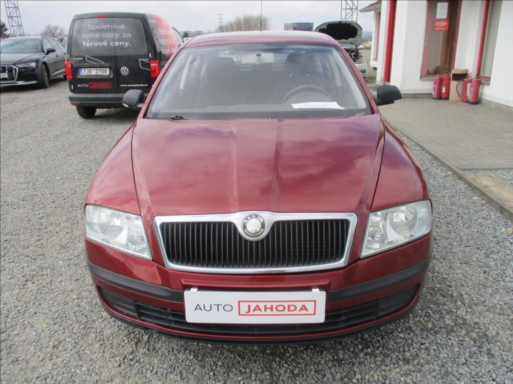 Škoda Octavia Sedan / Limuzína 1,6 l 75 kw