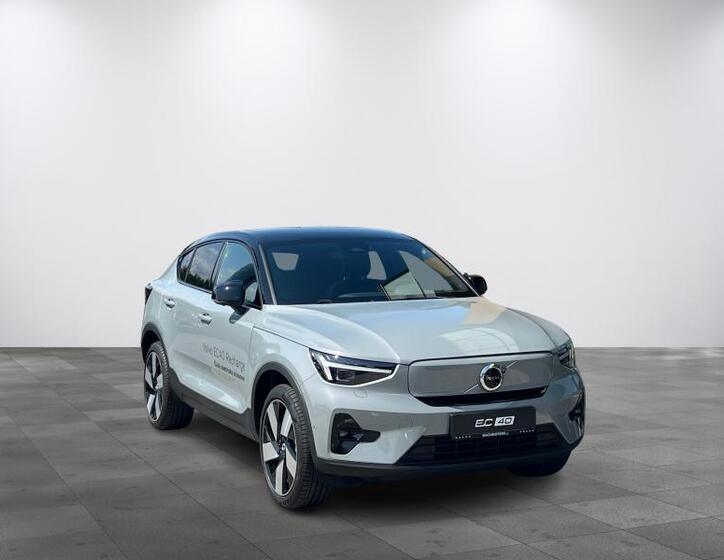 Volvo EC40 6
