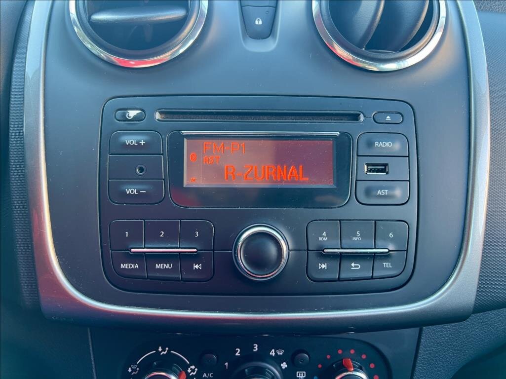 Dacia Sandero Hatchback 1,1 l 55 kw