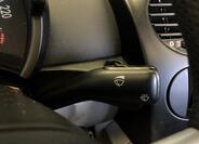 Volkswagen New Beetle 25