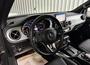 Mercedes-Benz Třídy X 16