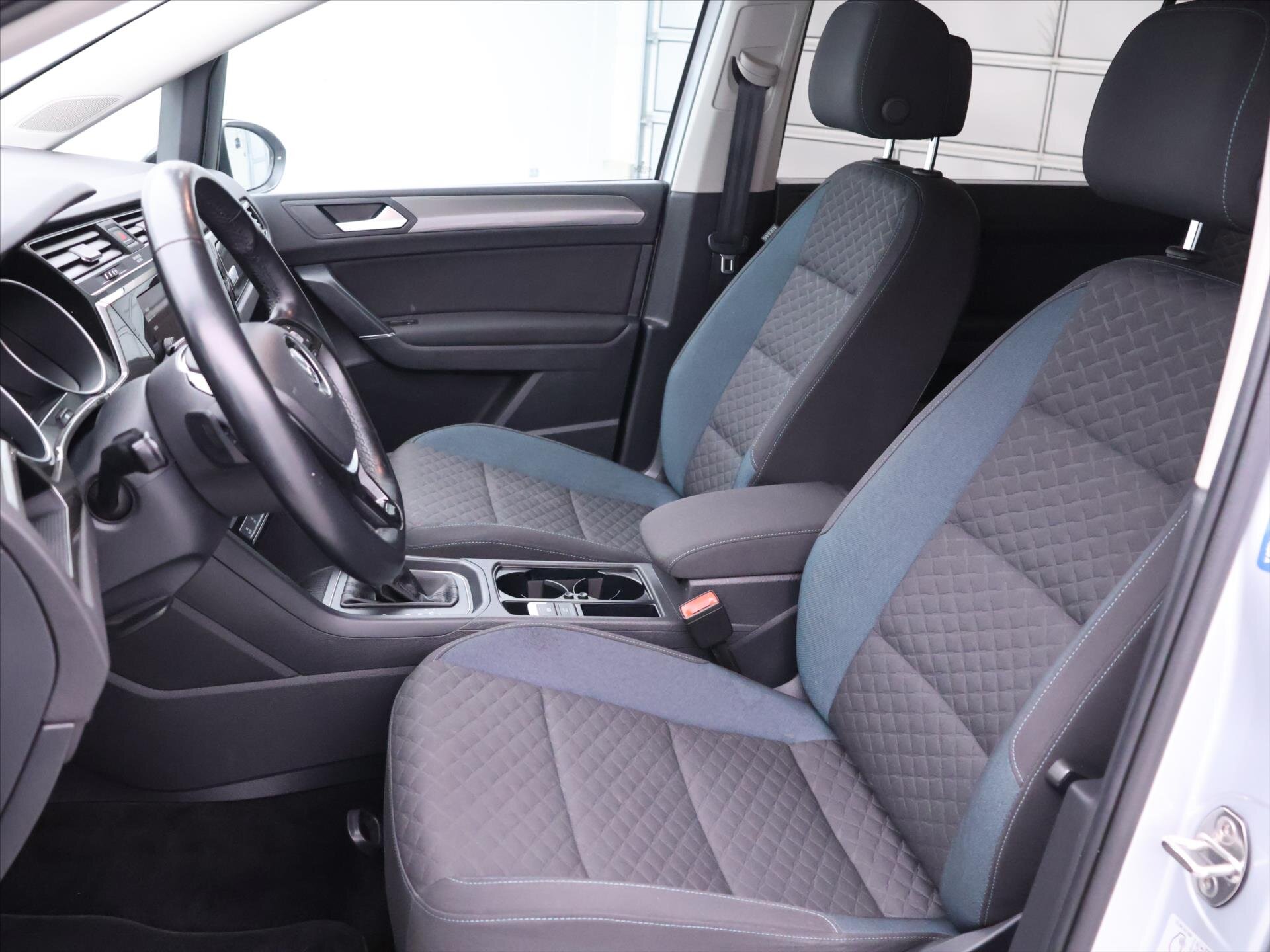 Volkswagen Touran MPV 1,6 l 85 kw