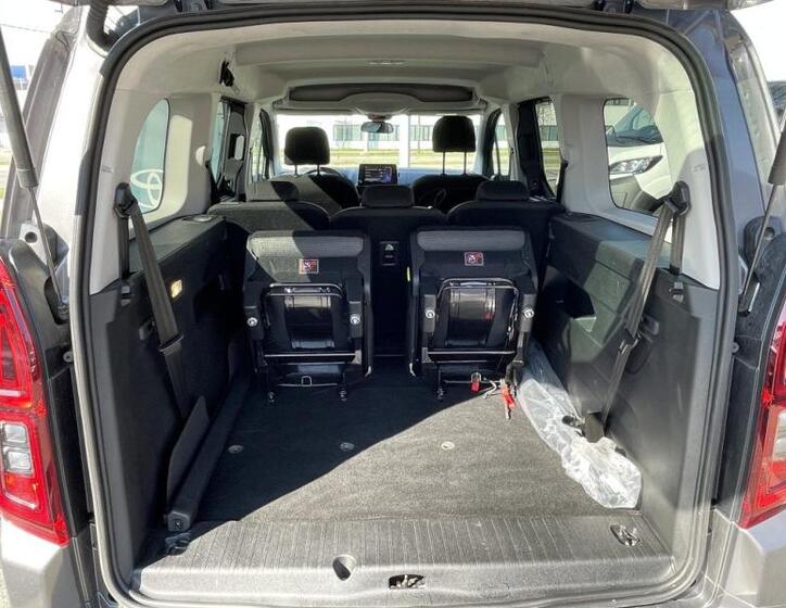 Toyota ProAce City Verso 11